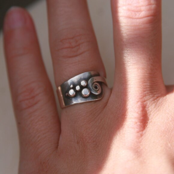Swirl ring - Picture 3 of 3